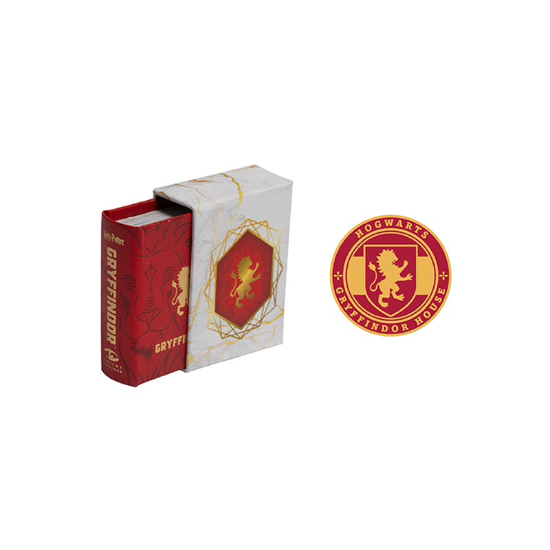 Harry Potter: Gryffindor Tiny Book and Pin Set